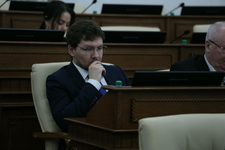 Dist Photo 1