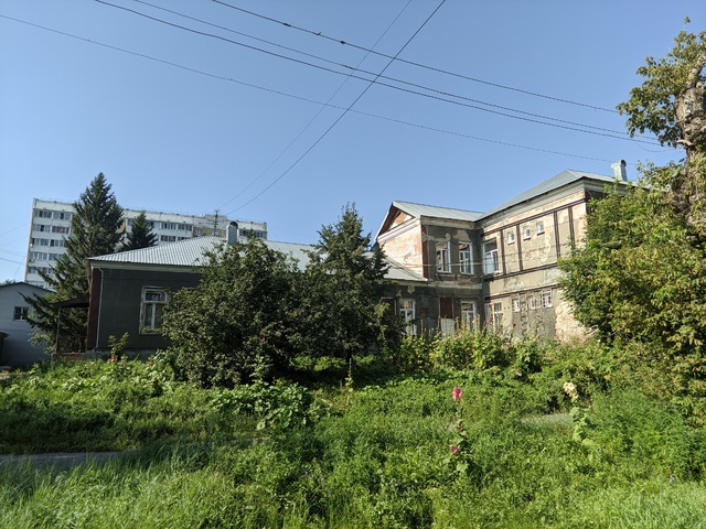 Dist Photo 1