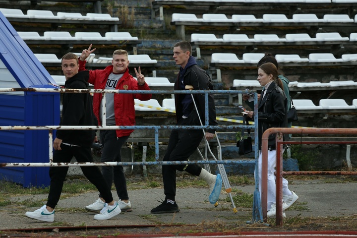 Dist Photo 1