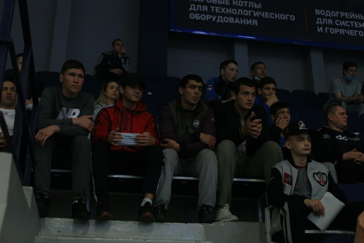 Dist Photo 1
