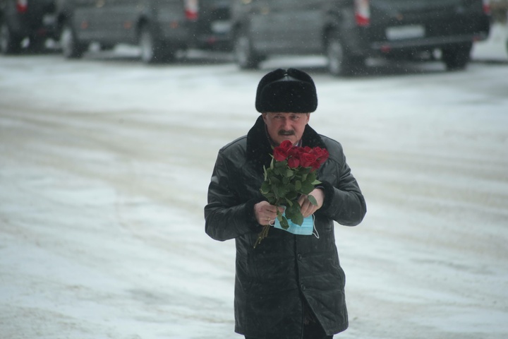Dist Photo 1