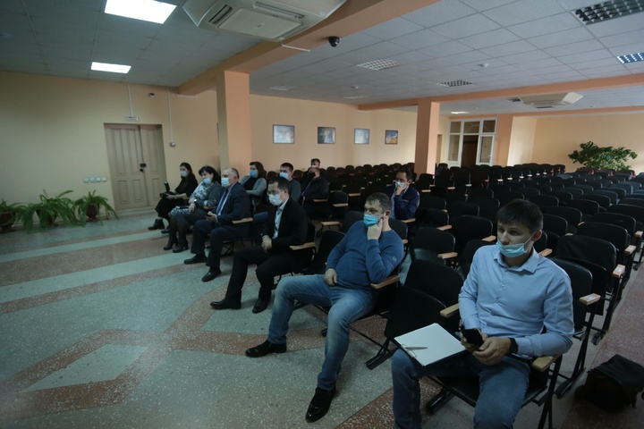 Dist Photo 1