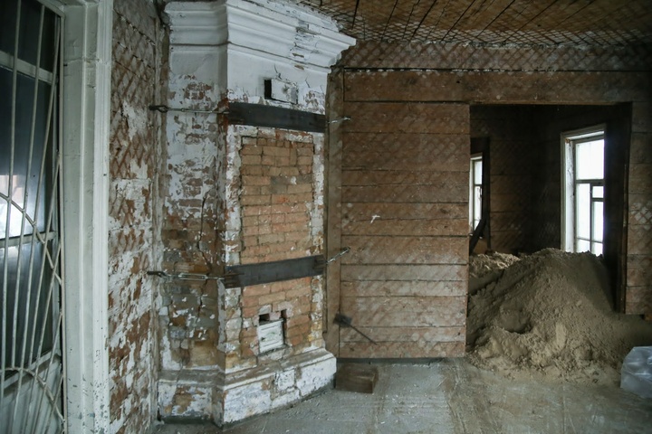 Dist Photo 1
