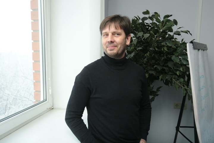 Dist Photo 1