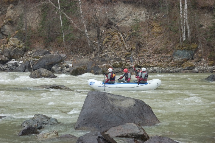 Dist Photo 1
