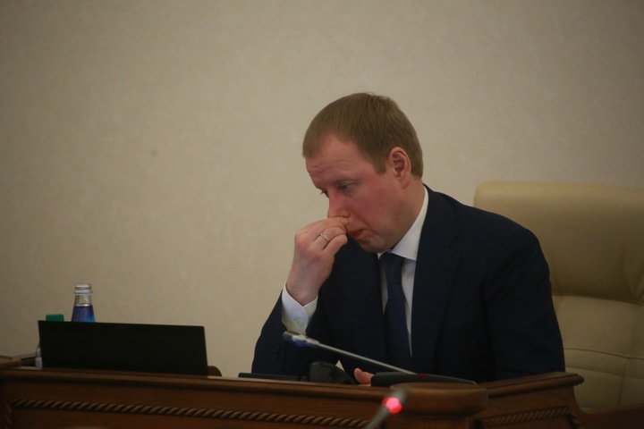 Dist Photo 1