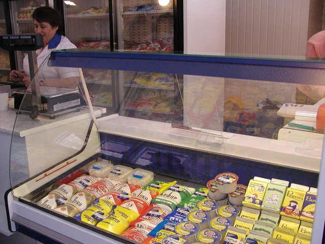 Dist Photo 1