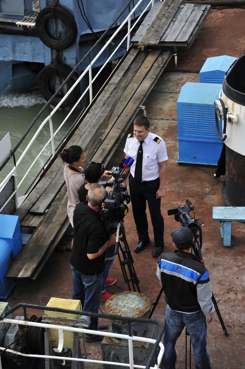 Dist Photo 1