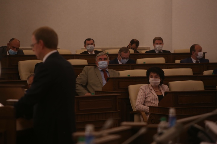 Dist Photo 1